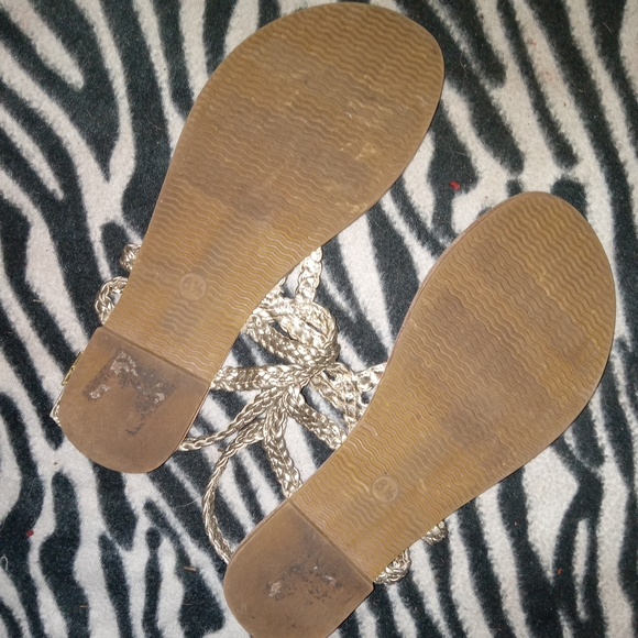 Sandals - Picture 2 of 3